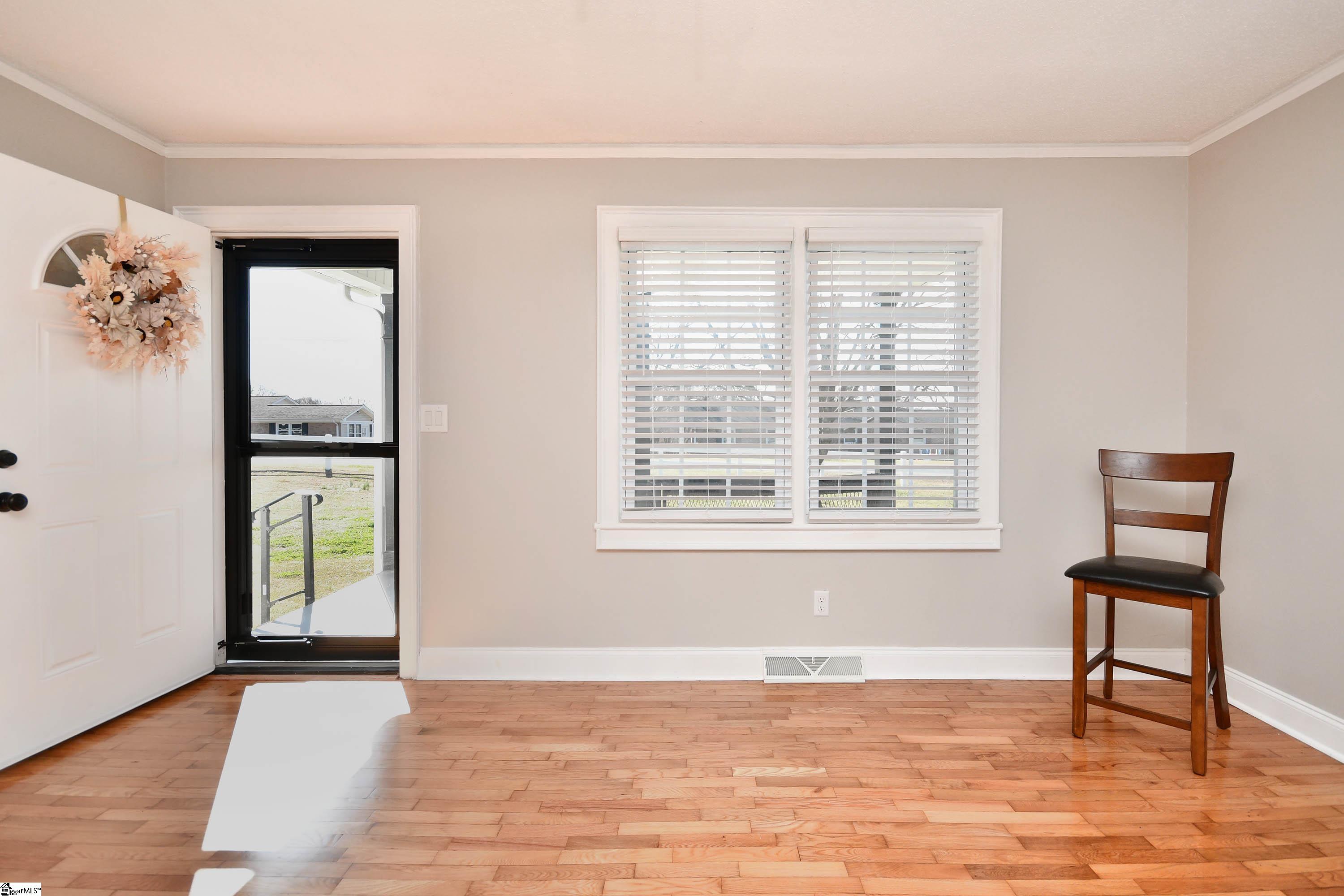 200 Due W Circle Easley, SC 29640 - Photo 8 of 48