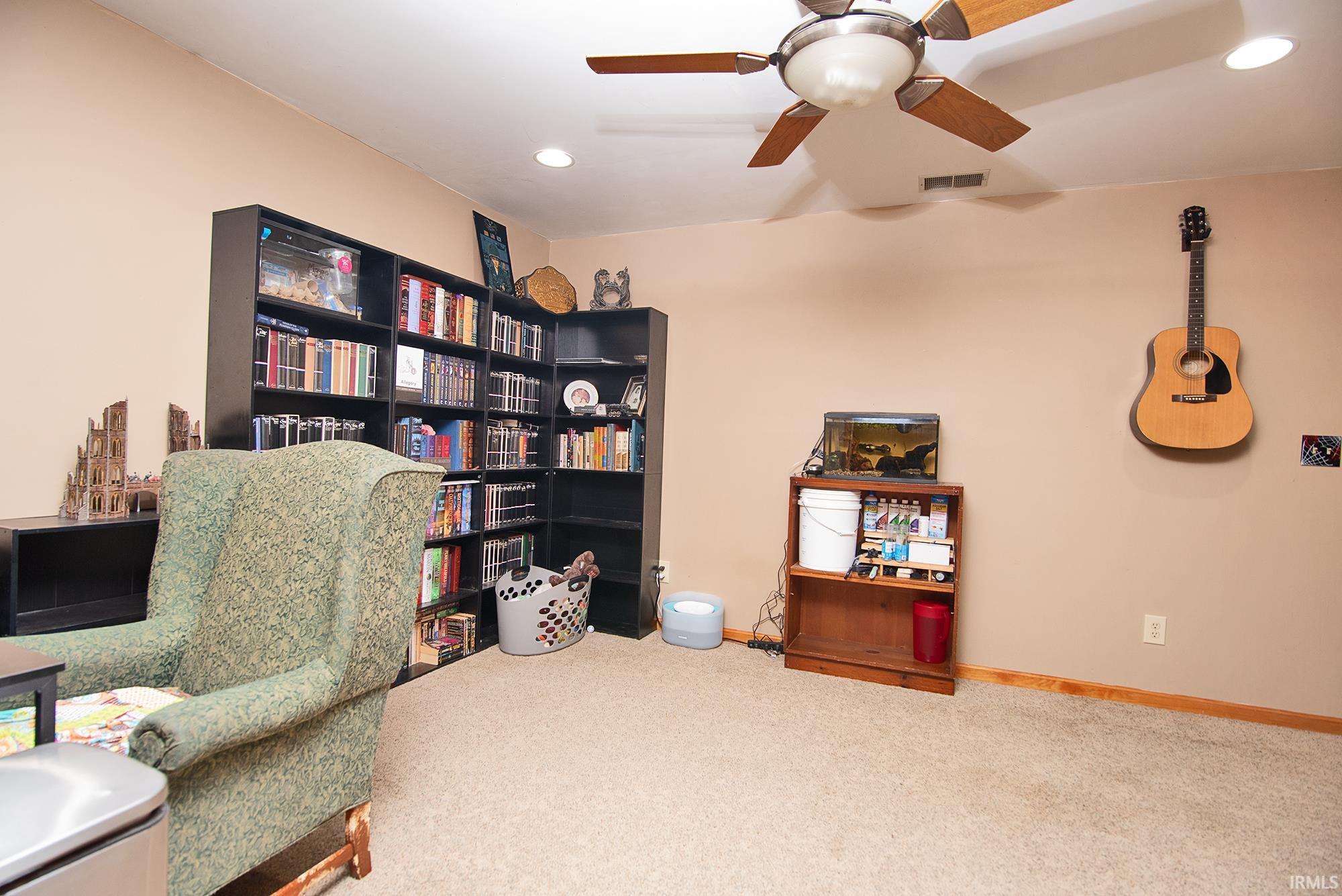 5420 Holly Oak Road Fort Wayne, IN 46845 - Photo 13 of 26