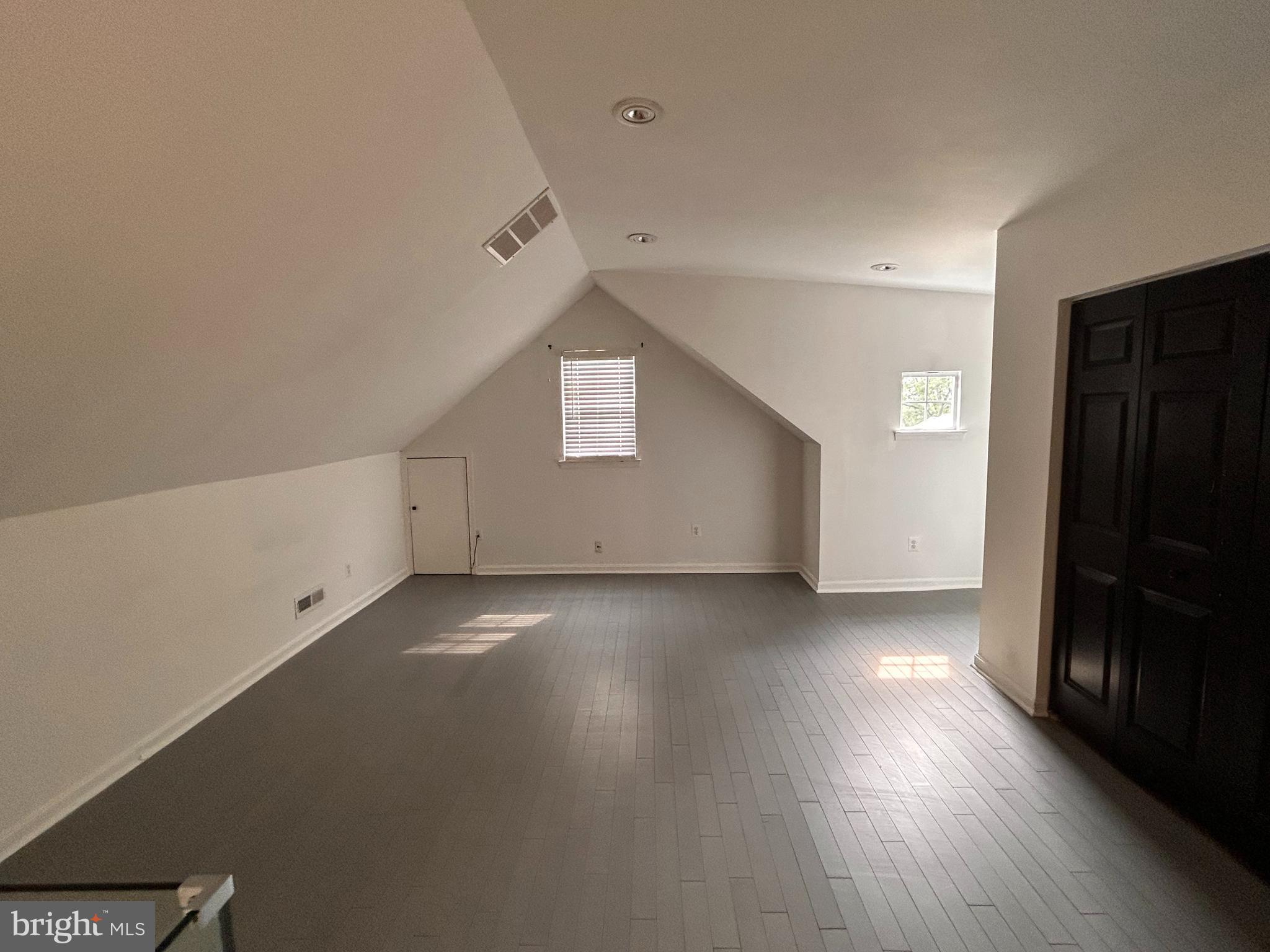 3805 Ridgecroft Road Baltimore, MD 21206 - Photo 16 of 30 Gallery Image 16