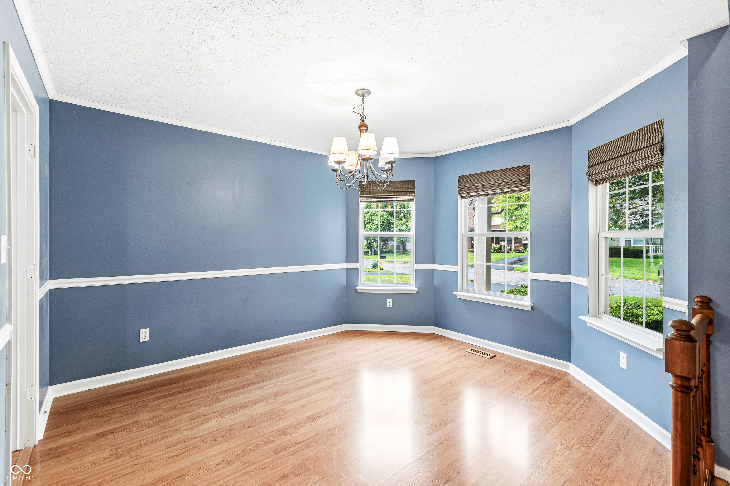 4809 Melbourne Road Indianapolis, IN 46228 - Photo 2 of 40 Gallery Image 2
