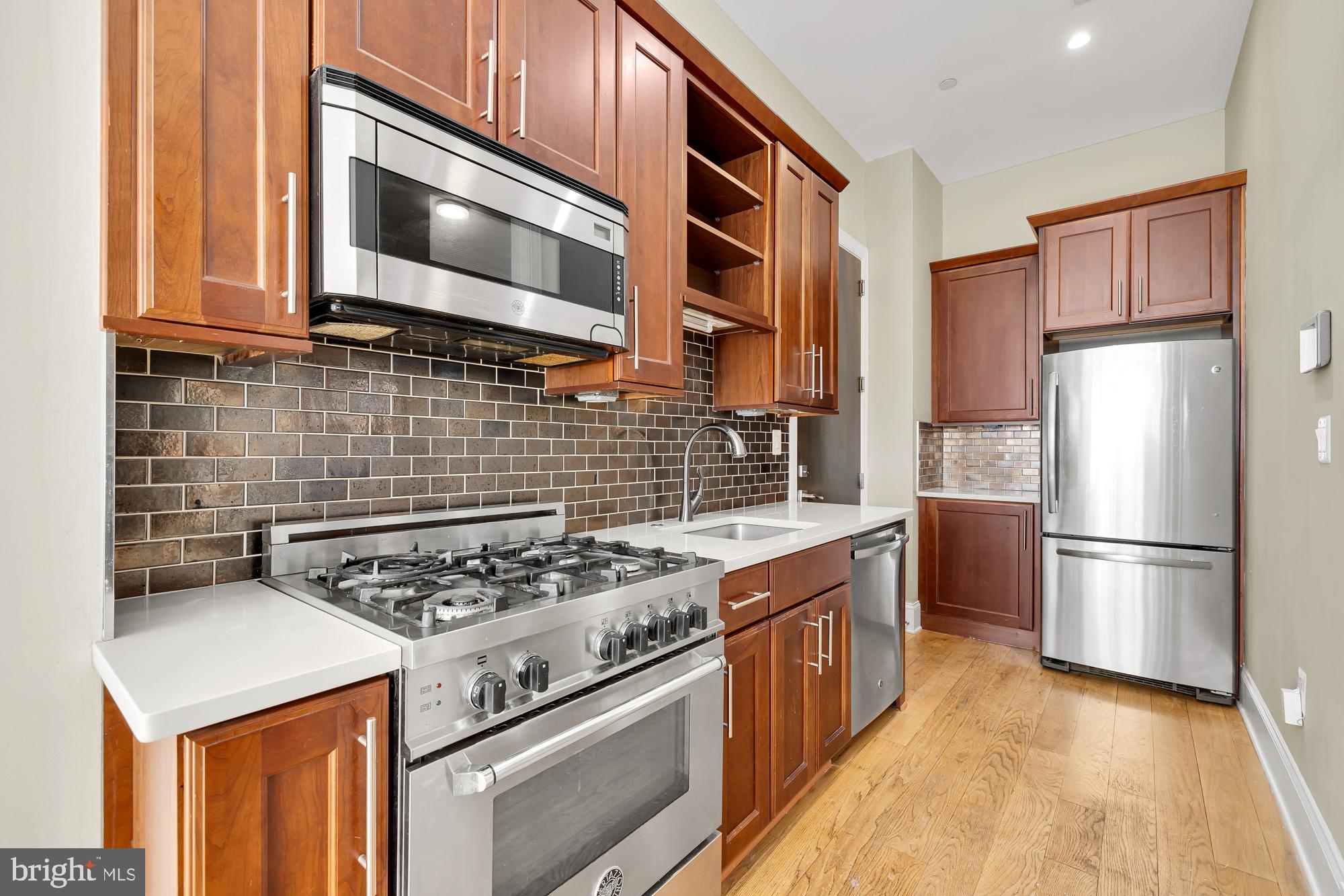 2009 Columbia Road Northwest, Unit 5 Washington, DC 20009 - Photo 6 of 16