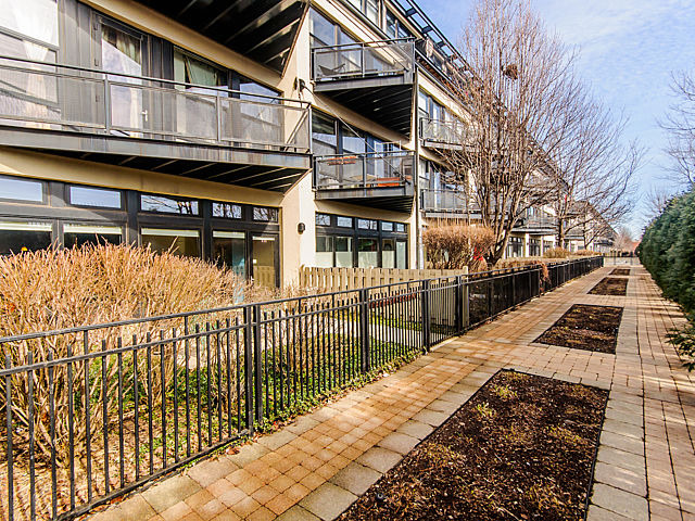 1111 West 15th Street, Unit 111 Chicago, IL 60608 - Photo 13 of 17 a view of a balcony with two chairs