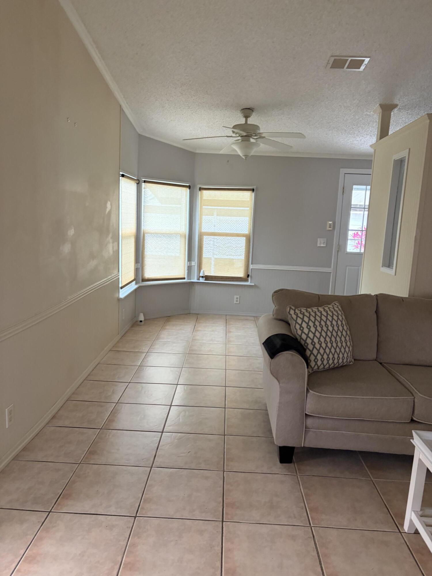 202 Travis Cay Place, Unit 9 Fort Pierce, FL 34982 - Photo 11 of 34 IMG_3300