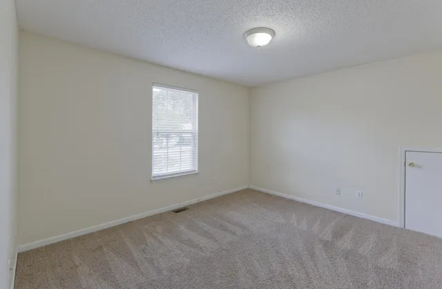 $324,900 | 1301 Lantern Road, Summerville, SC 29486