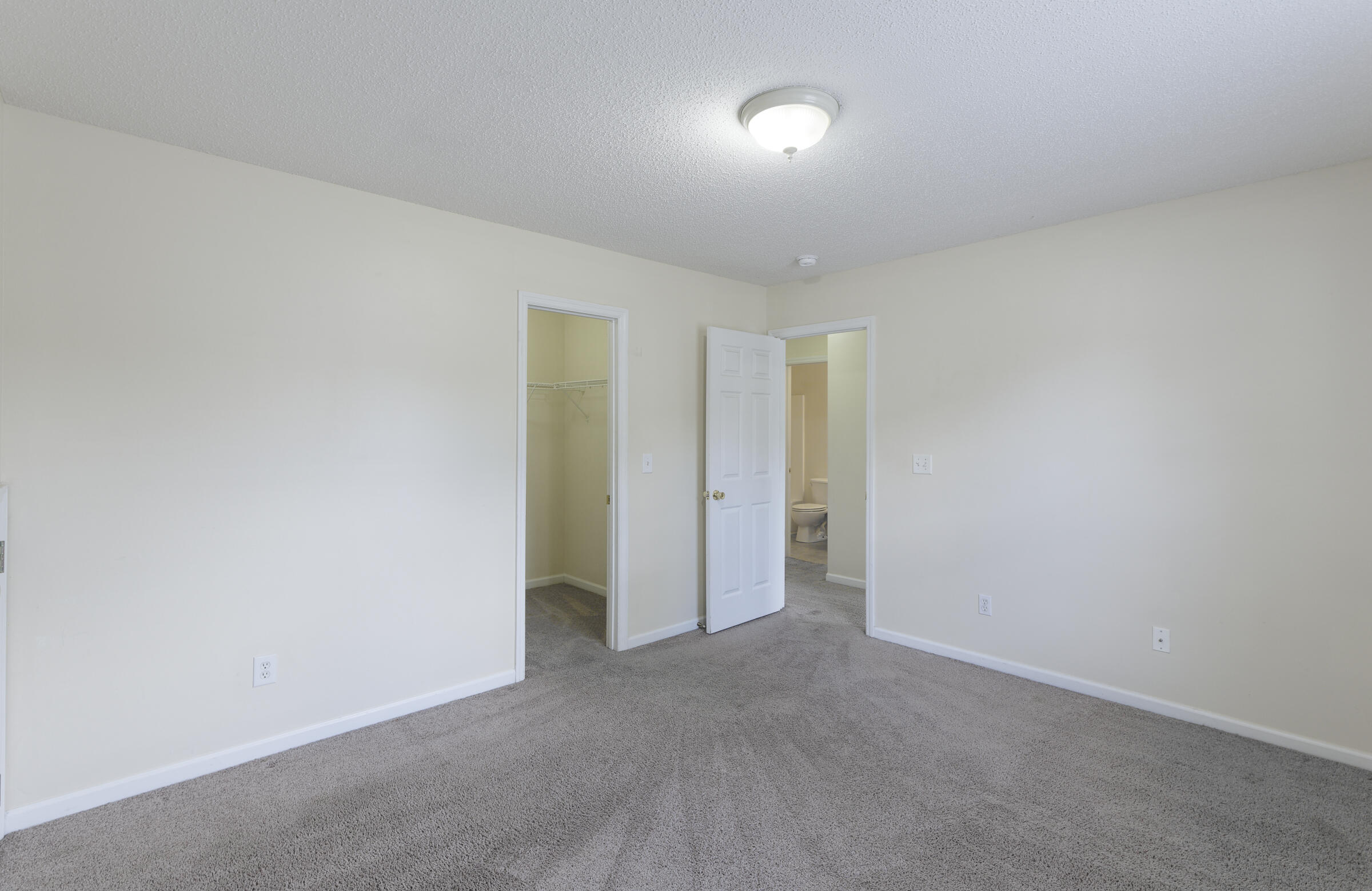 1301 Lantern Road Summerville, SC 29486 - Photo 29 of 40 4th Bedroom