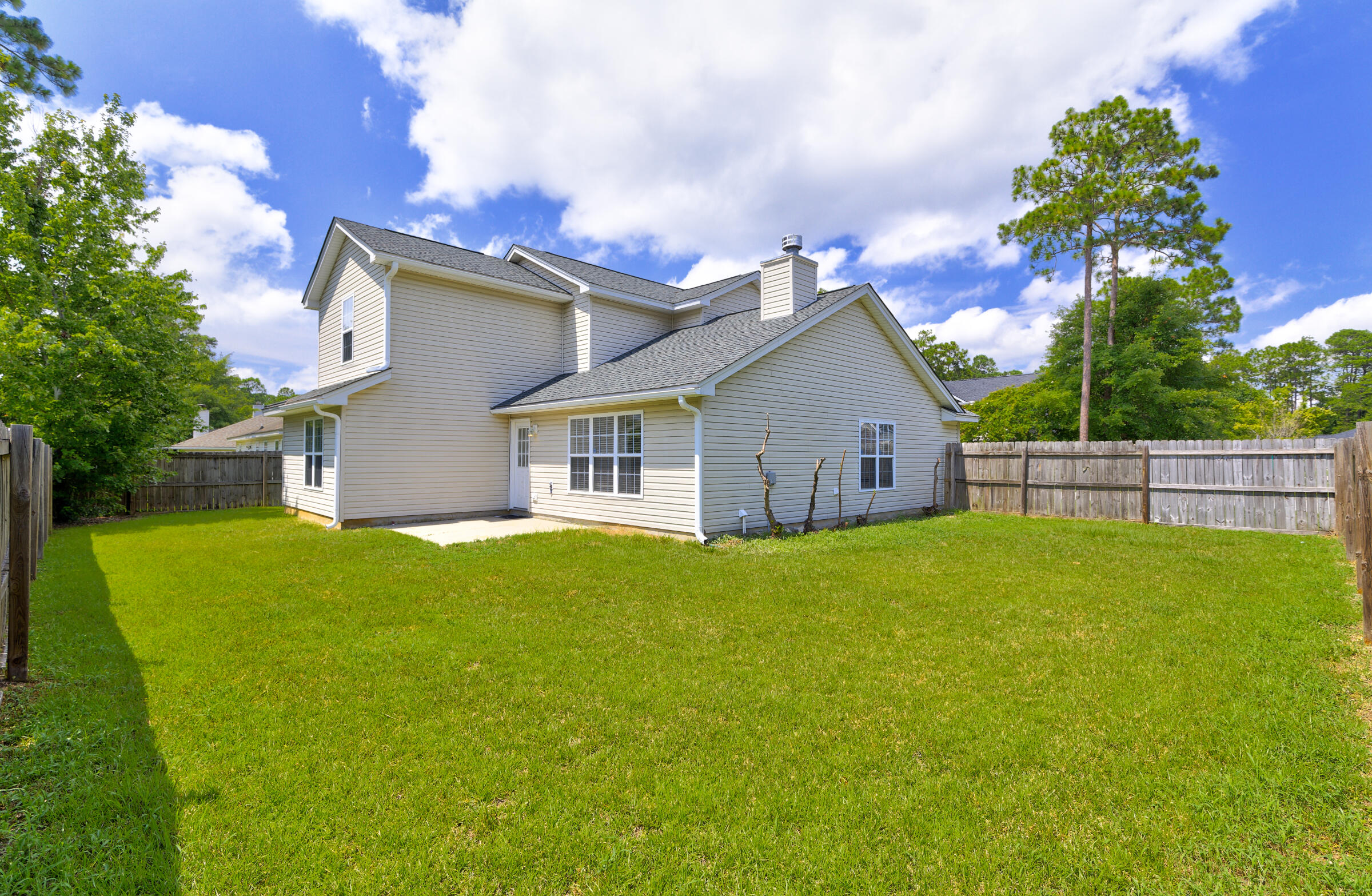 1301 Lantern Road Summerville, SC 29486 - Photo 34 of 40 Left side back yard