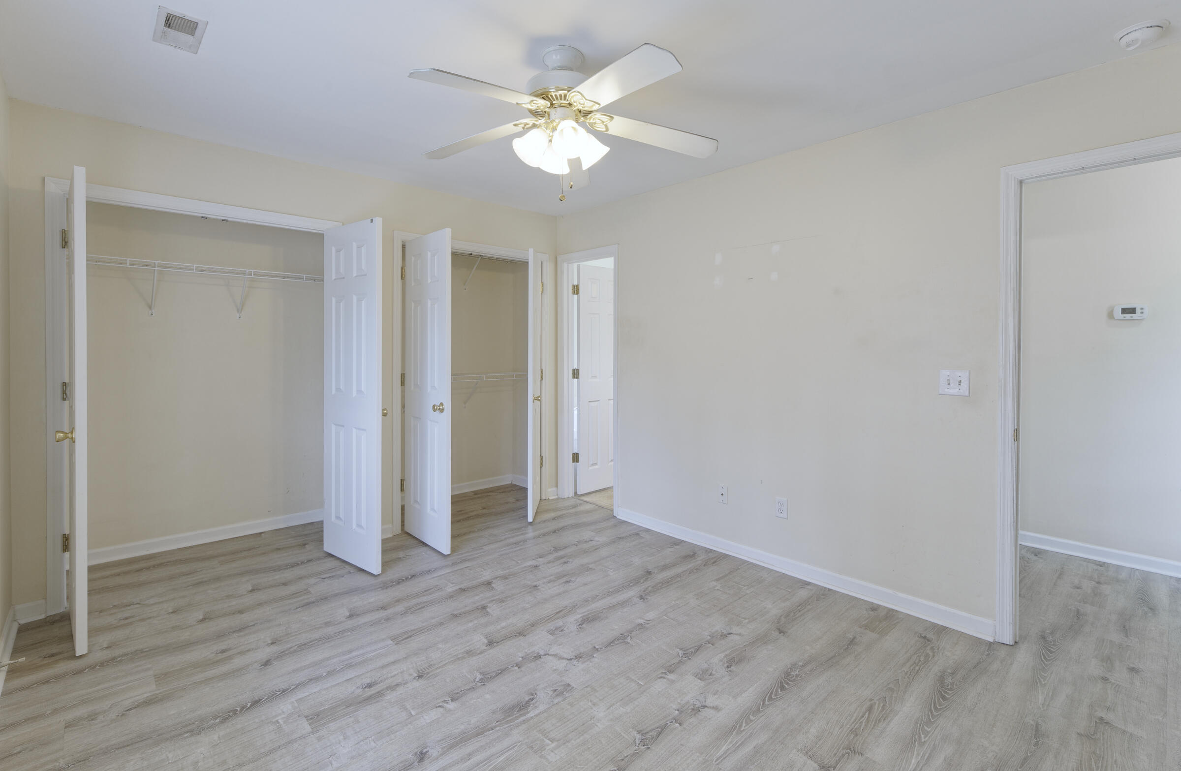 1301 Lantern Road Summerville, SC 29486 - Photo 10 of 40 Primary/Master Bedroom