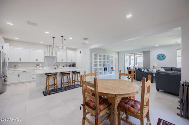 $2,595 | 10545 East Texas Avenue, Mesa, AZ 85212