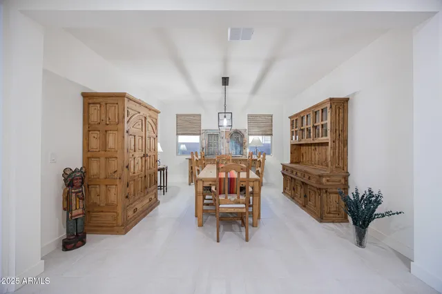 $2,595 | 10545 East Texas Avenue, Mesa, AZ 85212