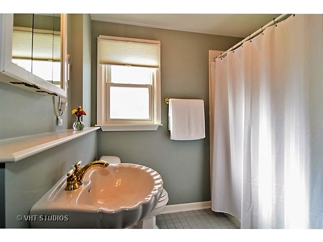 638 Spring Road Elmhurst, IL 60126 - Photo 18 of 25