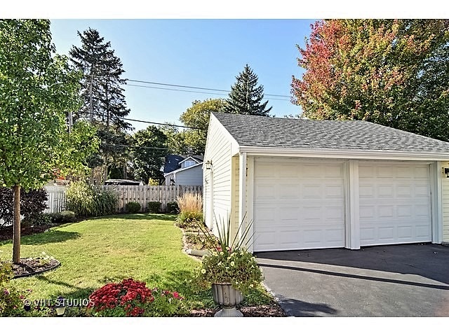 638 Spring Road Elmhurst, IL 60126 - Photo 21 of 25