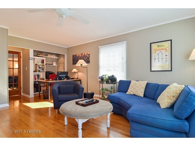 638 Spring Road Elmhurst, IL 60126 - Photo 9 of 25