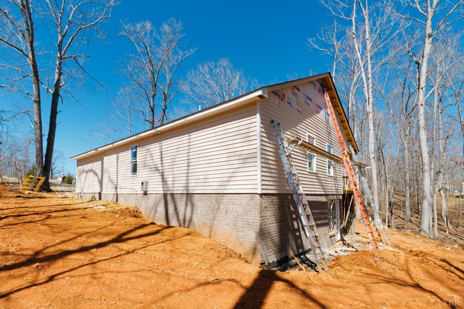 1608 Buccaneer Road Moneta, VA 24121 - Photo 10 of 39 Gallery Image 10