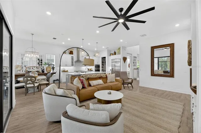 $899,000 | 1128 Seagrape Drive, Ruskin, FL 33570