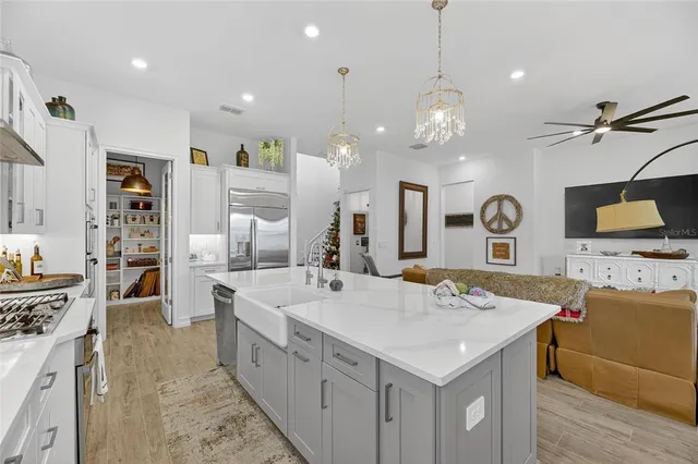 $899,000 | 1128 Seagrape Drive, Ruskin, FL 33570