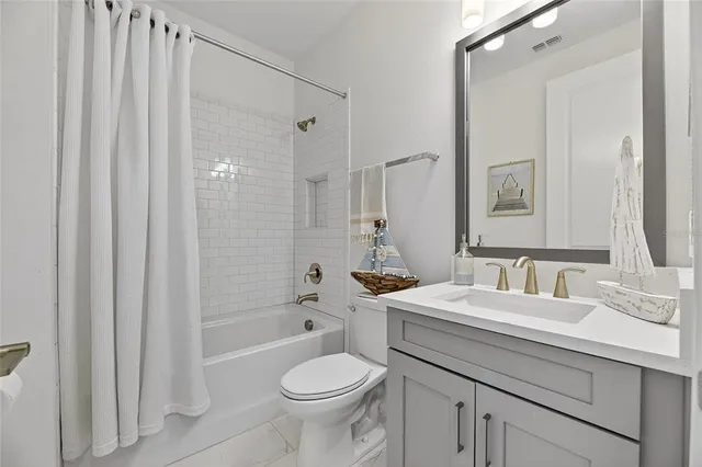 $899,000 | 1128 Seagrape Drive, Ruskin, FL 33570