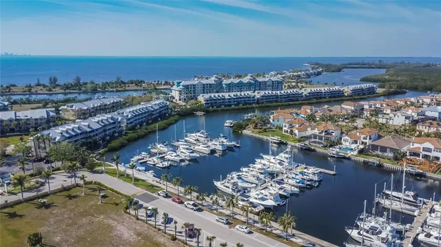 $899,000 | 1128 Seagrape Drive, Ruskin, FL 33570