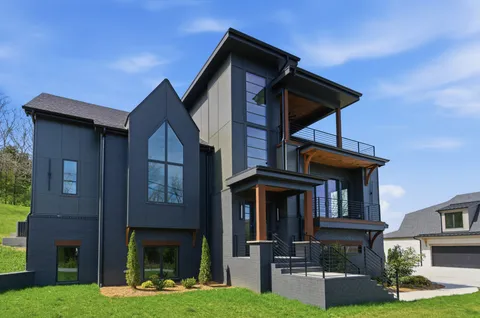 $1,690,000 | 6704 Gower Road, Nashville, TN 37209