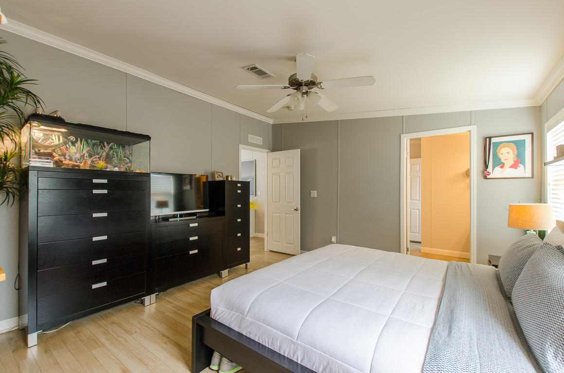 1760 Southwest 65th Avenue Boca Raton, FL 33428 - Photo 14 of 32 1760 SW 65 Ave-37