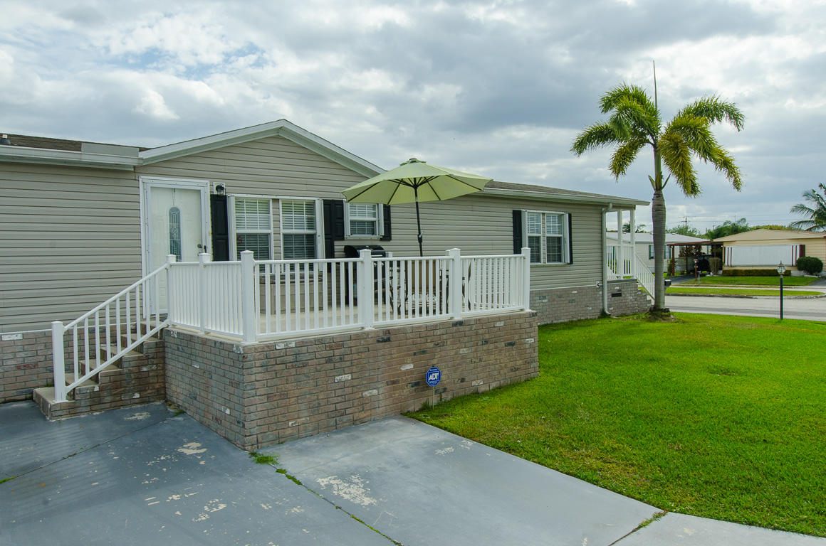 1760 Southwest 65th Avenue Boca Raton, FL 33428 - Photo 2 of 32 1760 SW 65 Ave-12