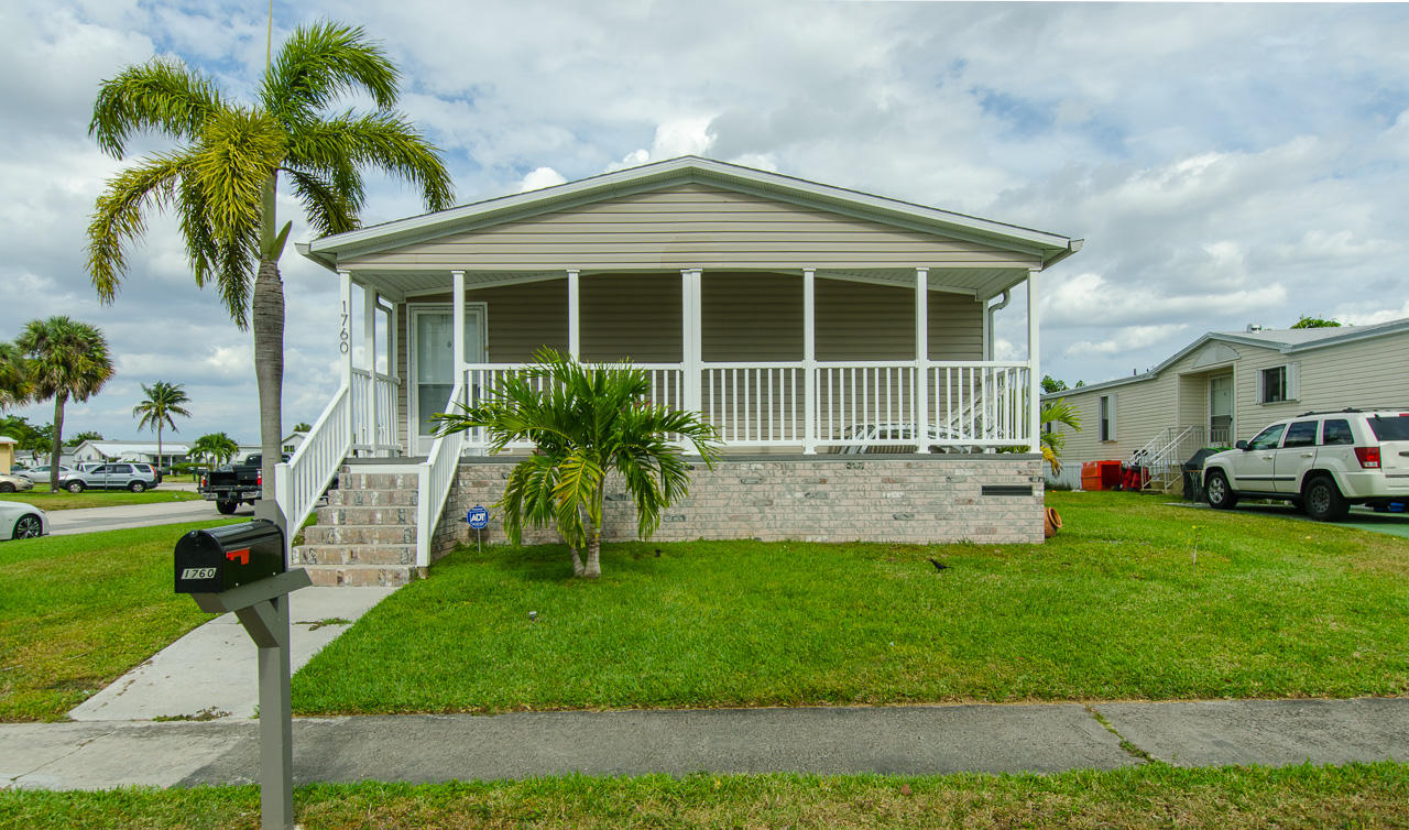 1760 Southwest 65th Avenue Boca Raton, FL 33428 - Photo 4 of 32 1760 SW 65 Ave-8