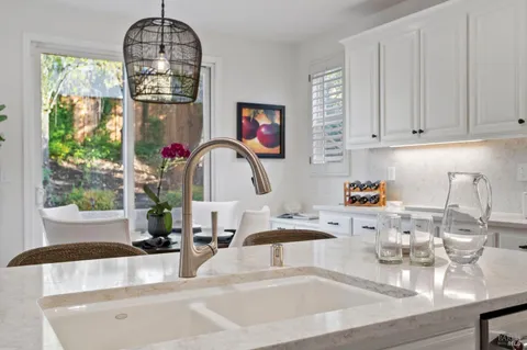 $1,549,000 | 46 Waterbury Lane, Novato, CA 94949