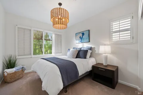 $1,549,000 | 46 Waterbury Lane, Novato, CA 94949