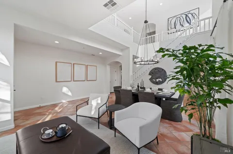 $1,549,000 | 46 Waterbury Lane, Novato, CA 94949