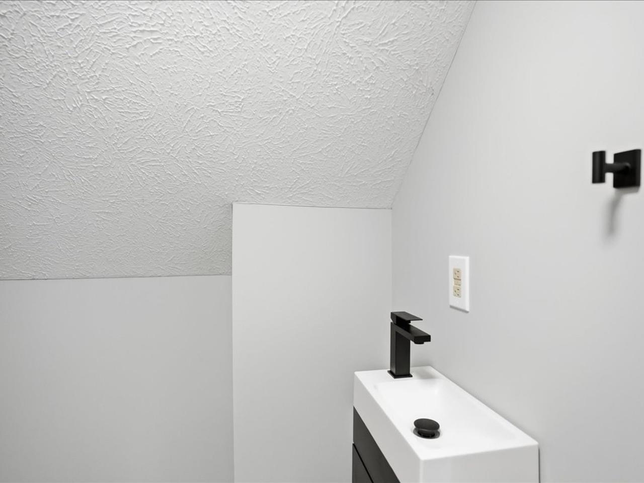 28 Manley Road Milton, VT 05468 - Photo 36 of 58