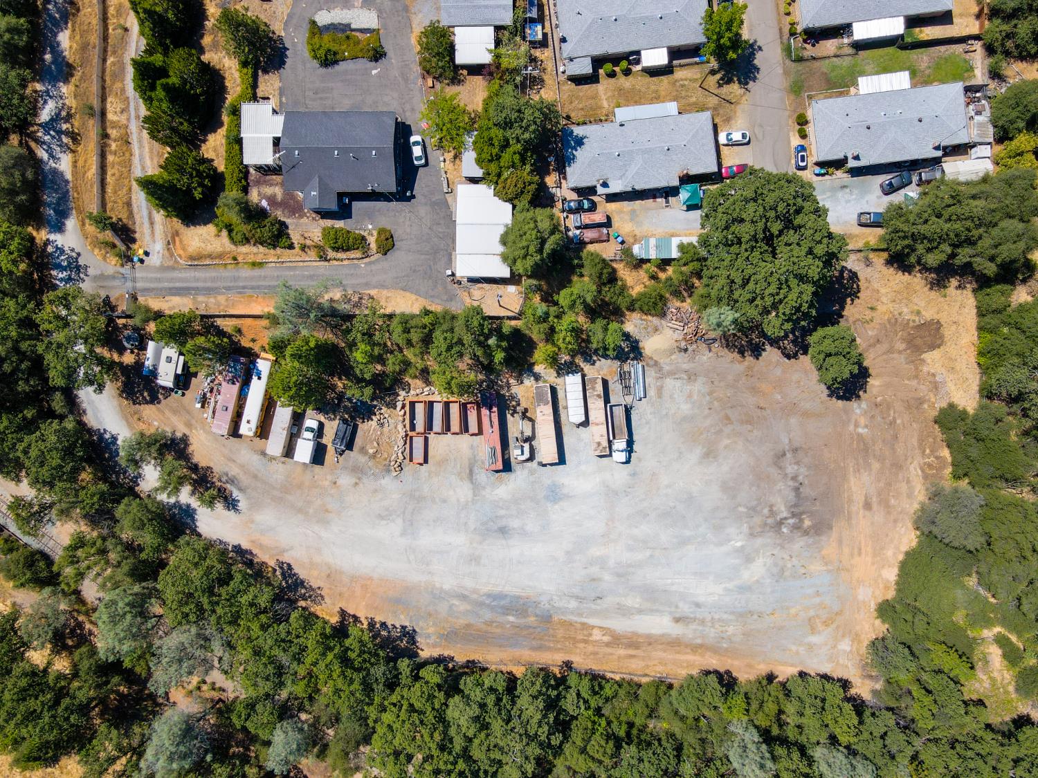 6069 Pleasant Valley Road El Dorado, CA 95623 - Photo 5 of 10 an aerial view of multiple houses with yard