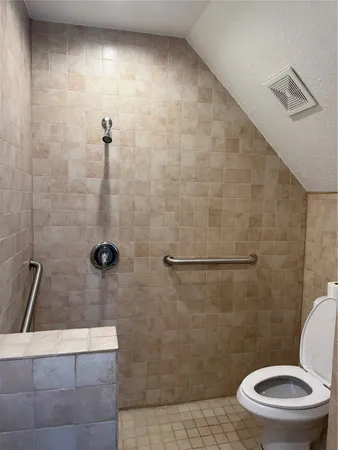 $1,800 | 615 Texas Street, Tomball, TX 77375