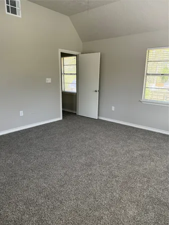 $1,800 | 615 Texas Street, Tomball, TX 77375