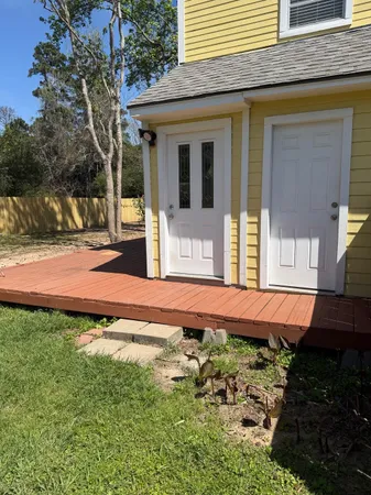 $1,800 | 615 Texas Street, Tomball, TX 77375