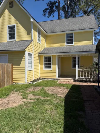 $1,800 | 615 Texas Street, Tomball, TX 77375