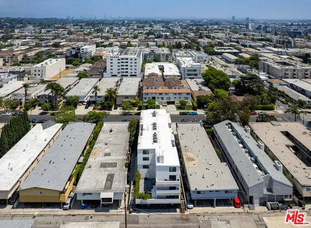 $6,295,000 | 3667 Mentone Avenue, Los Angeles, CA 90034