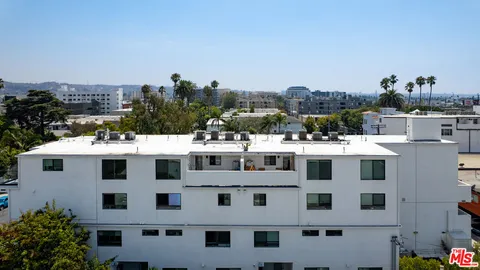 $6,295,000 | 3667 Mentone Avenue, Los Angeles, CA 90034