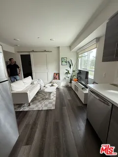 $6,295,000 | 3667 Mentone Avenue, Los Angeles, CA 90034