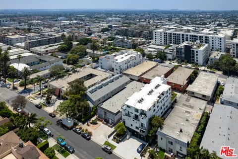 $6,295,000 | 3667 Mentone Avenue, Los Angeles, CA 90034