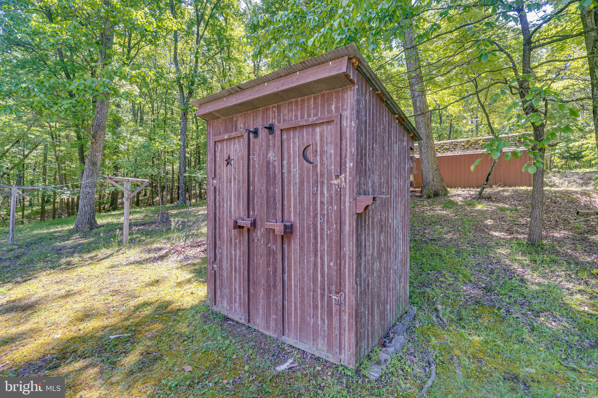 165 Whiskey Still Road Berkeley Springs, WV 25411 - Photo 11 of 32 Gallery Image 11
