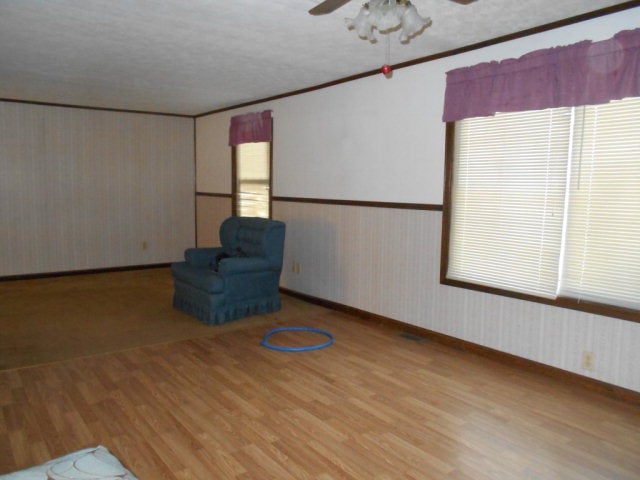 3274 Ebenezer Road Tompkinsville, KY 42167 - Photo 13 of 18 Gallery Image 13