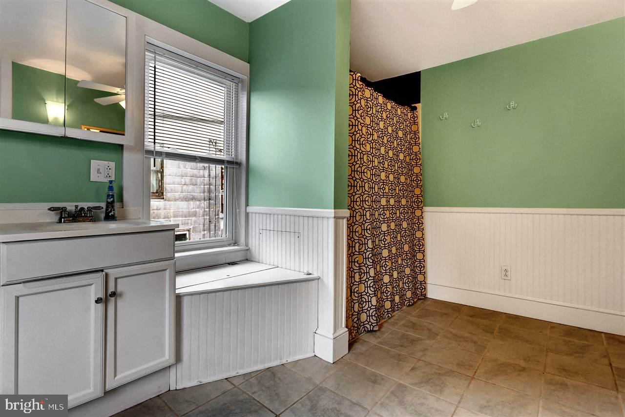 27 York Street Spring Grove, PA 17362 - Photo 23 of 36 Gallery Image 23