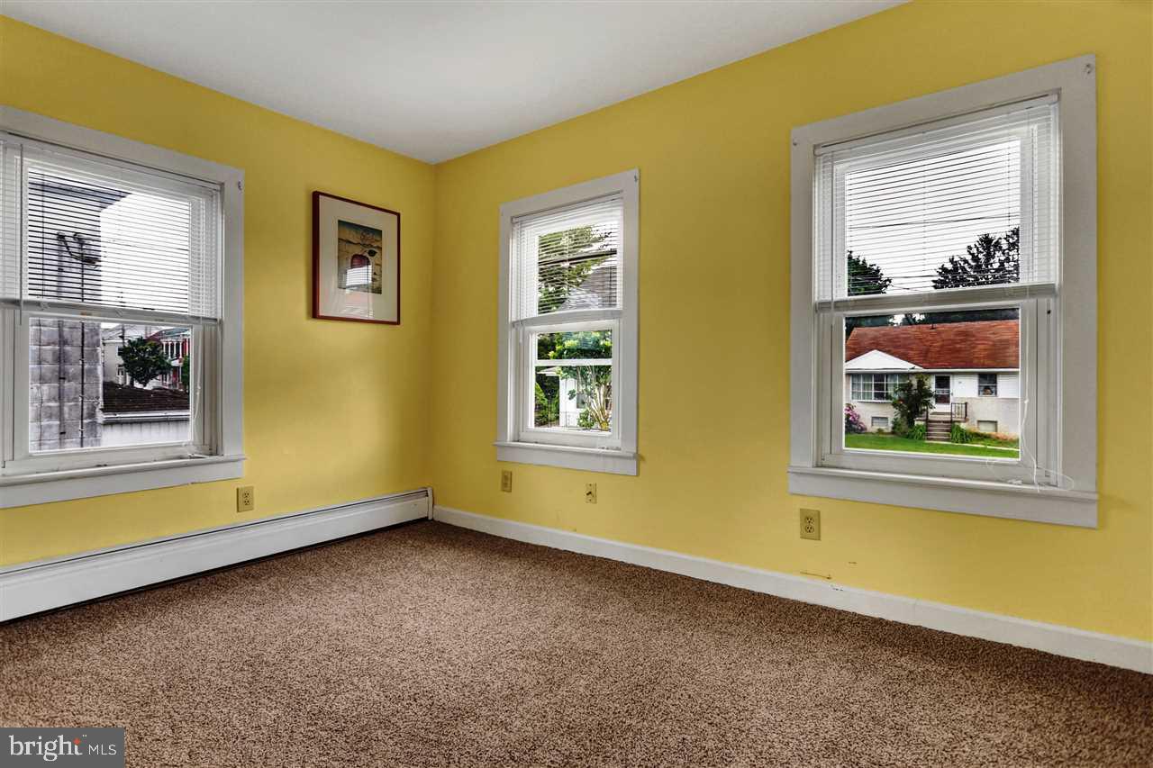 27 York Street Spring Grove, PA 17362 - Photo 25 of 36 Gallery Image 25