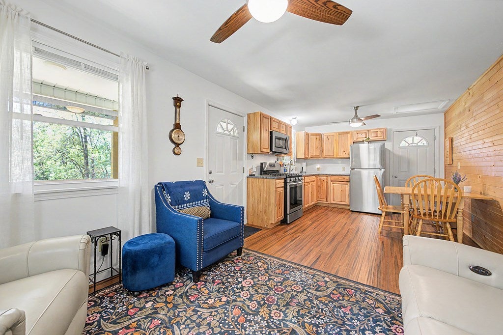 805 Sunset River Road Ceres, VA 24318 - Photo 31 of 77 Gallery Image 31