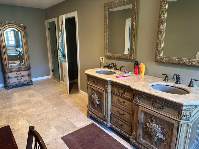 $1,699,320 | 48 Sanborn Road, East Kingston, NH 03827