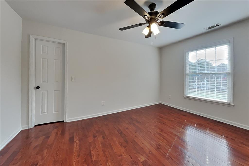 1025 Russell Point Suwanee, GA 30024 - Photo 16 of 24 Gallery Image 16