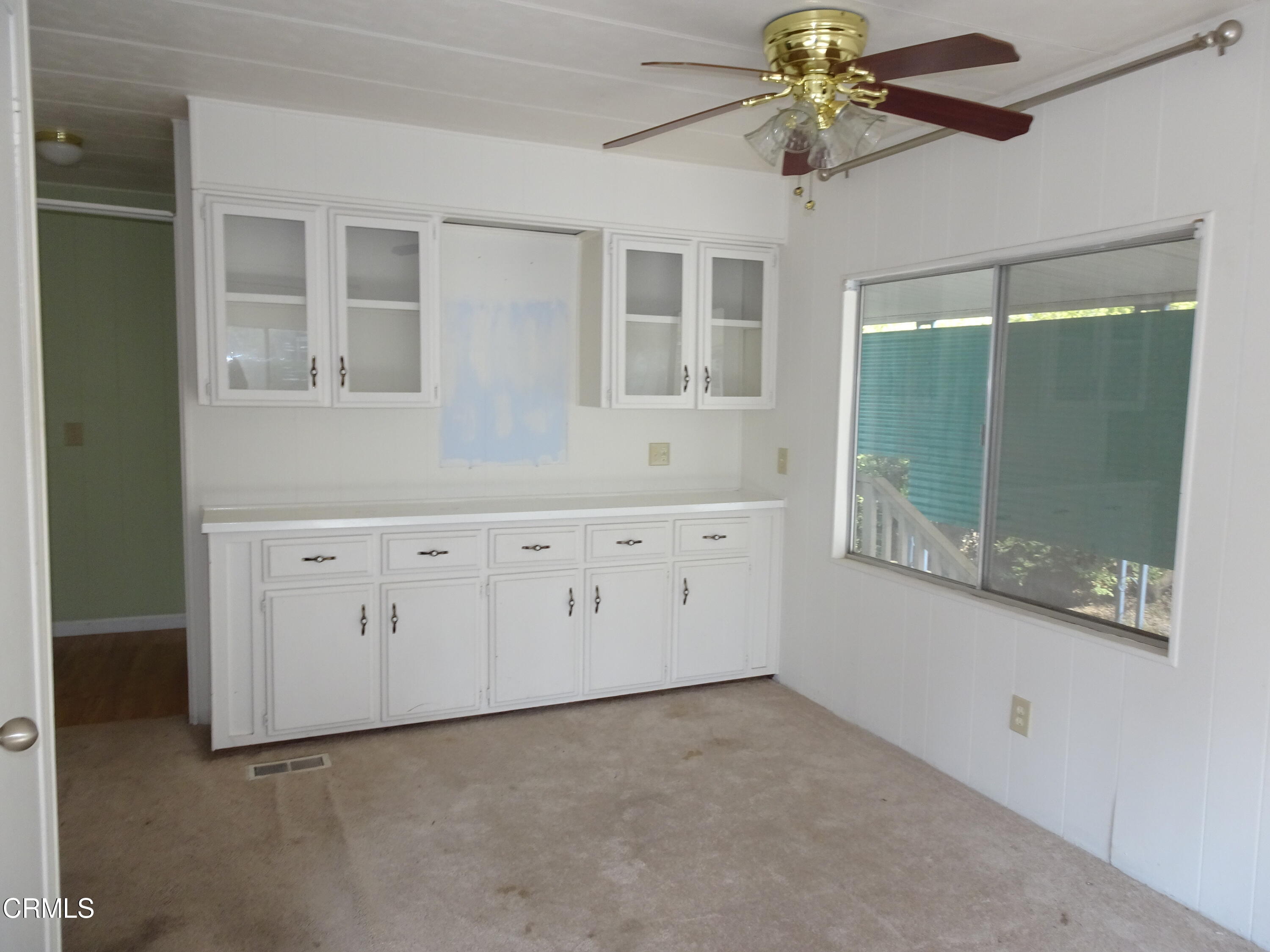 1225 South Rice Road, Unit 28 Ojai, CA 93023 - Photo 15 of 27 a view of an empty room with a window