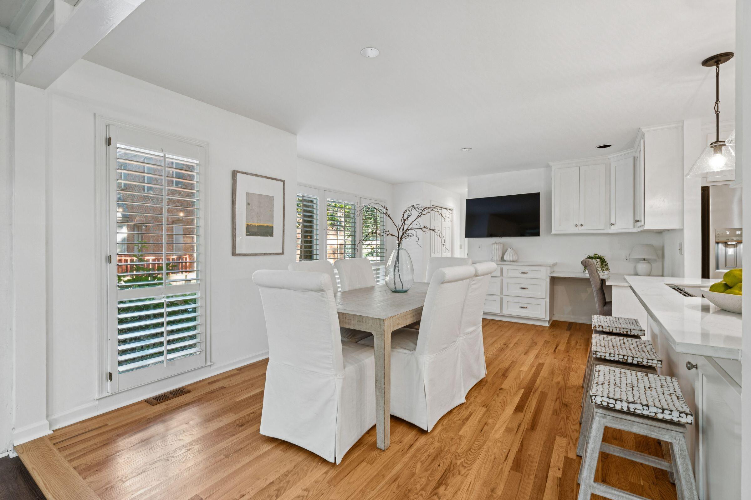 1453 Pine Island View Mount Pleasant, SC 29464 - Photo 15 of 41 Dining Room