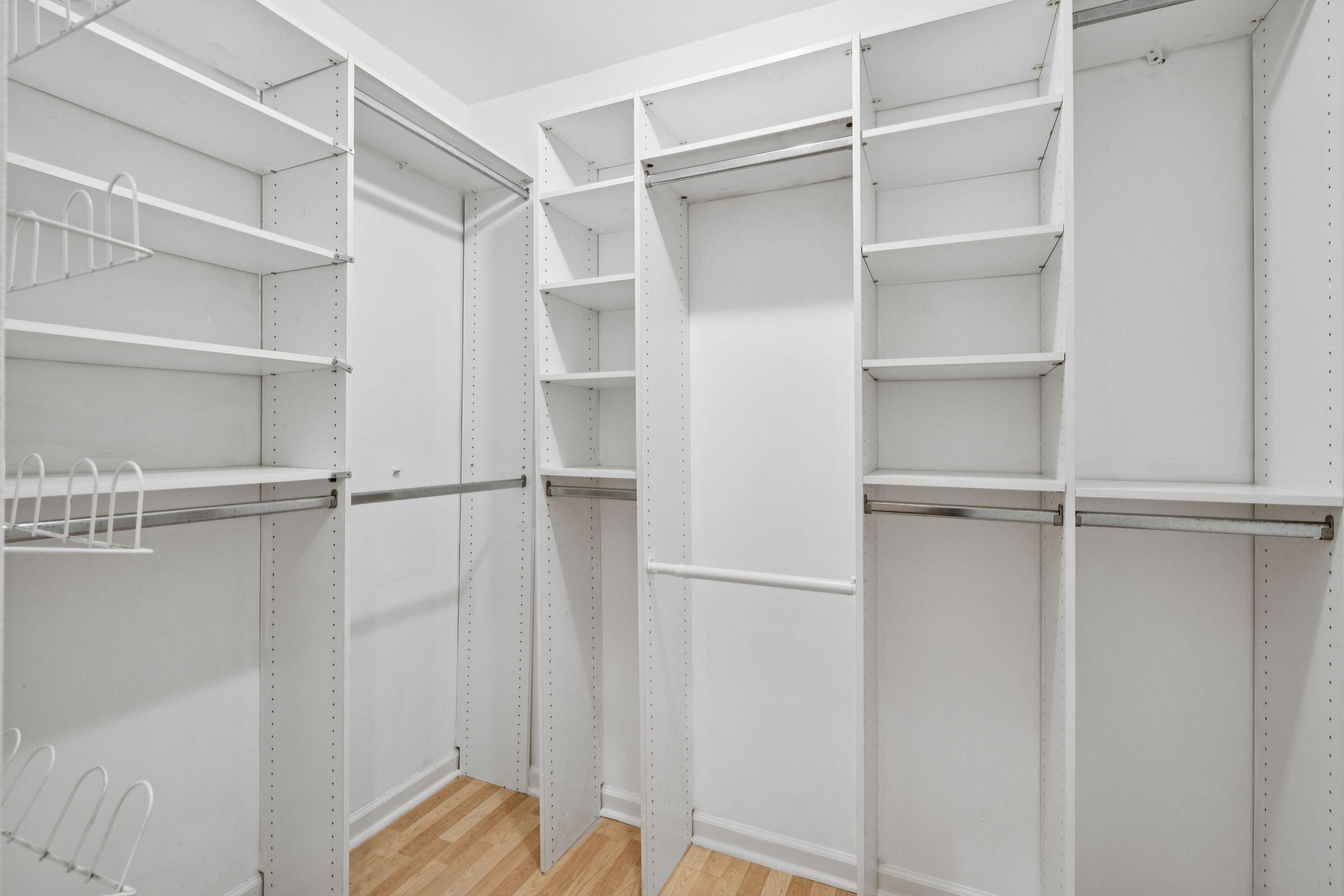 1453 Pine Island View Mount Pleasant, SC 29464 - Photo 22 of 41 Closet