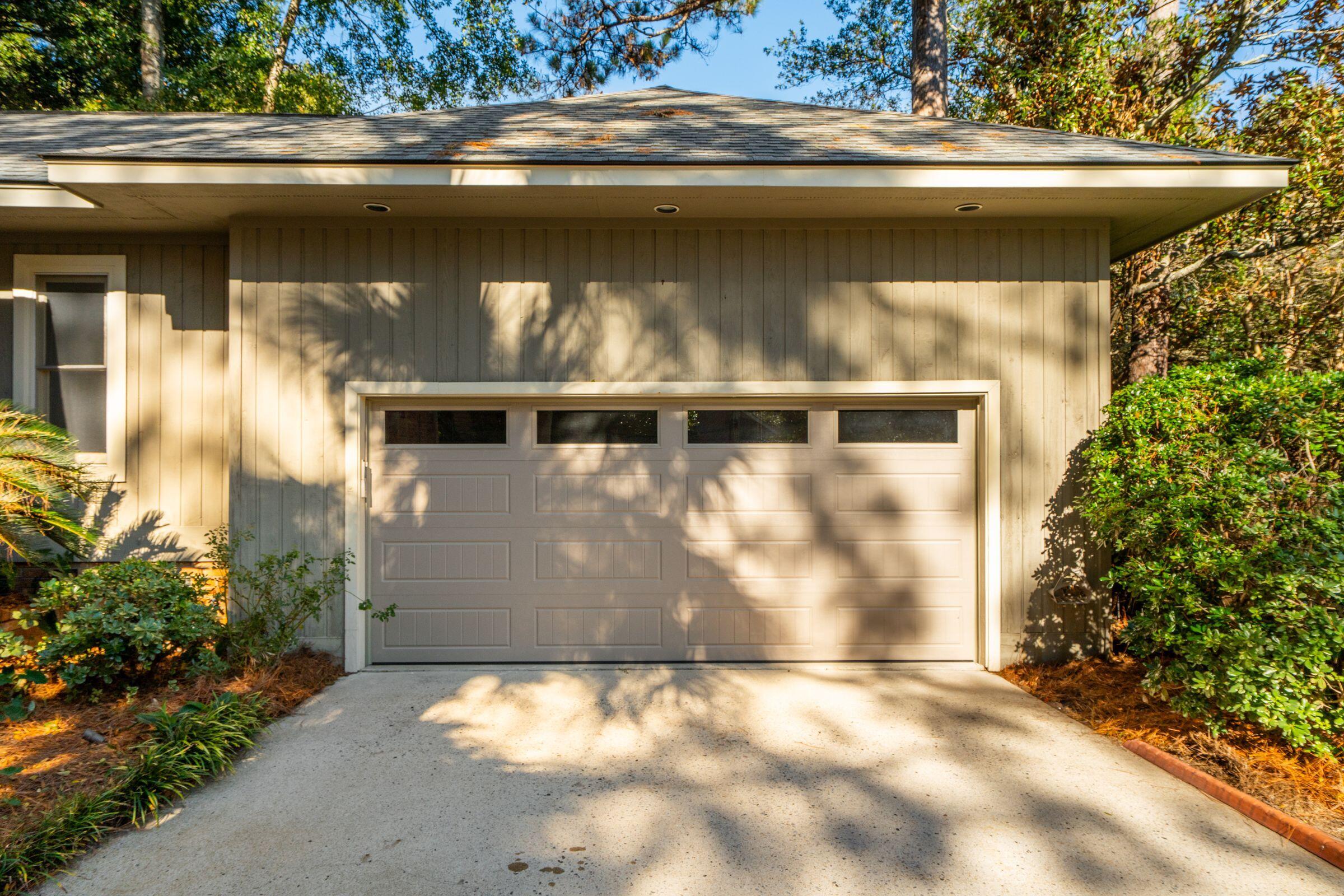 1453 Pine Island View Mount Pleasant, SC 29464 - Photo 32 of 41 Garage