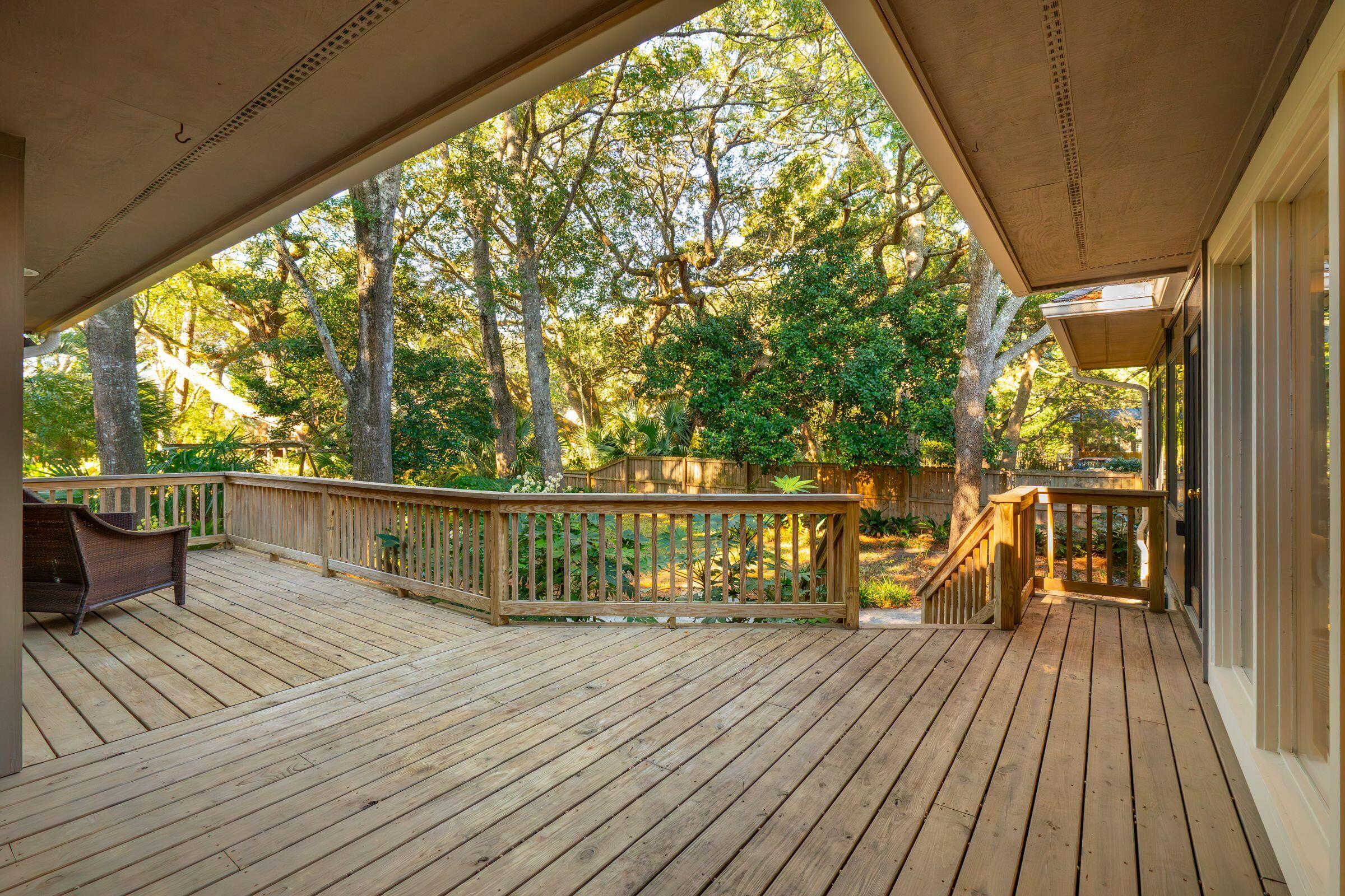 1453 Pine Island View Mount Pleasant, SC 29464 - Photo 33 of 41 Porch